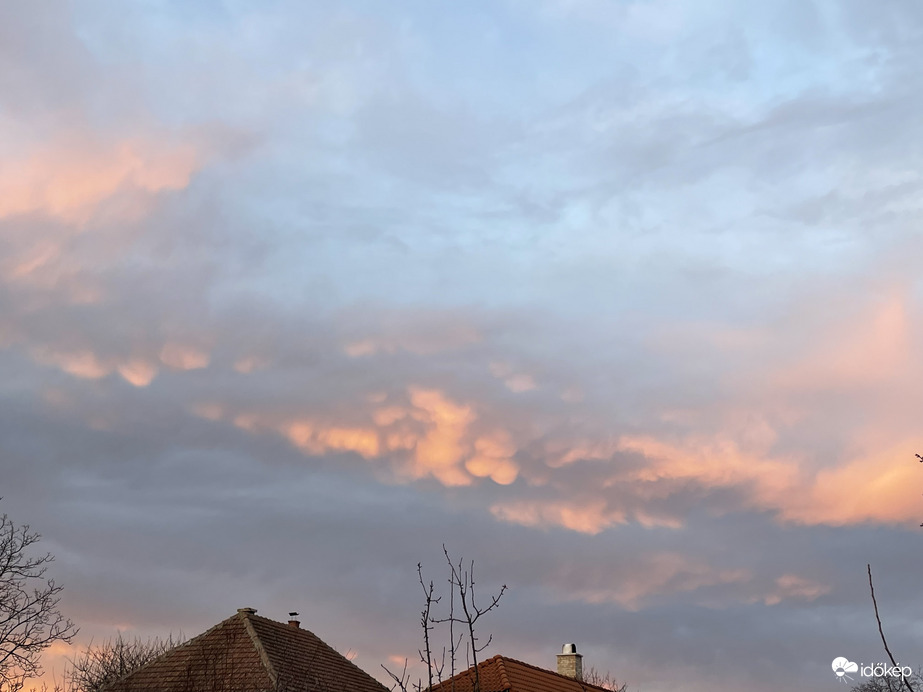 Karácsonyi Mammatusok