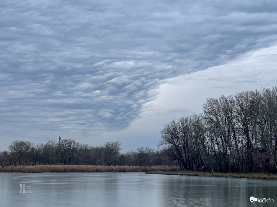 Kevert hullámfelhők
