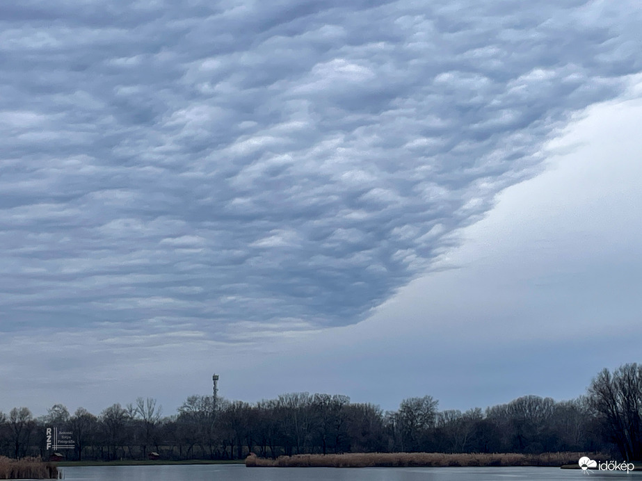 Kevert hullámfelhők