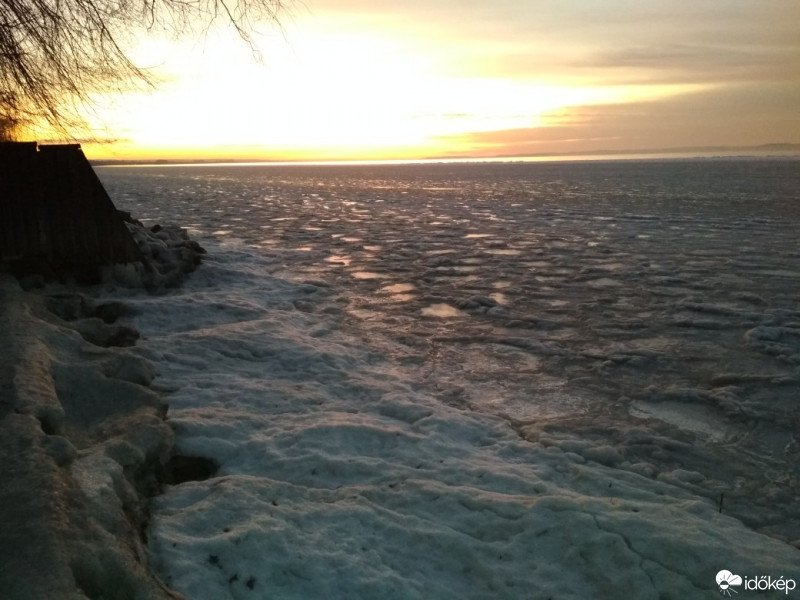 Balatonvilágos