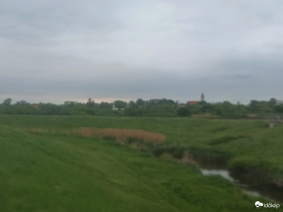 Tarnaörs
