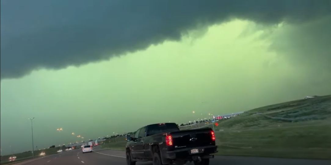 Forrás: Youtube / Tornado Tucker