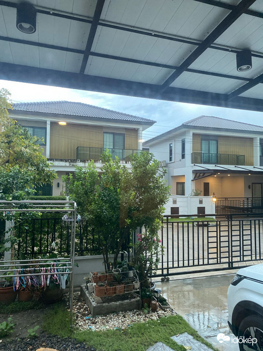 ปากเกร็ด