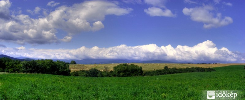 Főnfelhő