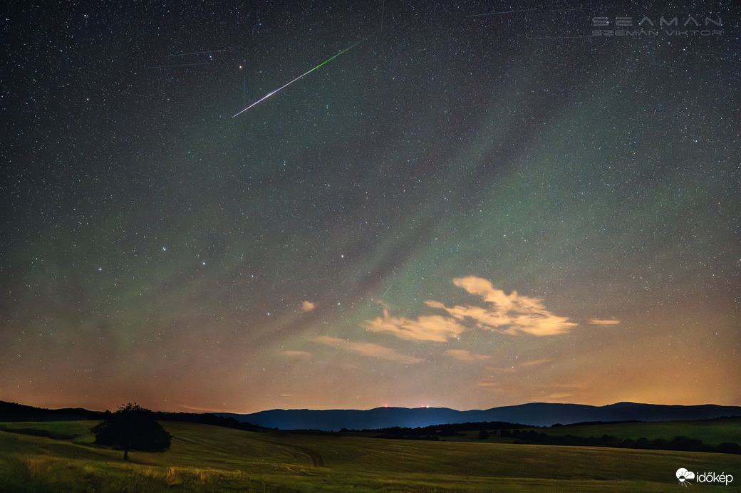 Perseida + Airglow / Debrőd 2023.08.13. 1:42