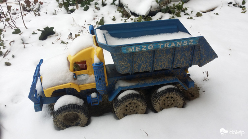 "Elakadt a hóban" ☺