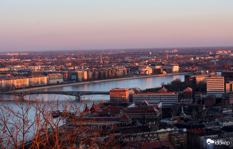 Naplemente 02. 25. 17:05