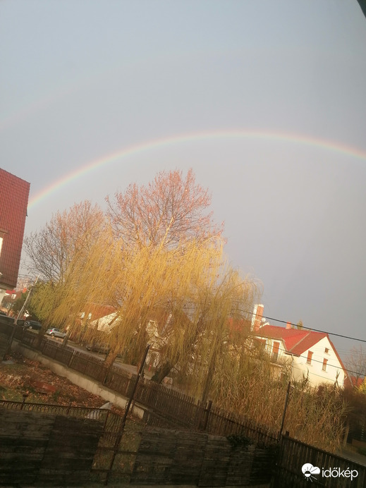Eső utáni mosoly