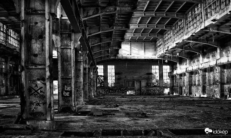 Az egykori Ganz Sziget Hajó-,Daru és Acélszerkezetgyártó gyár nagy csarnoka