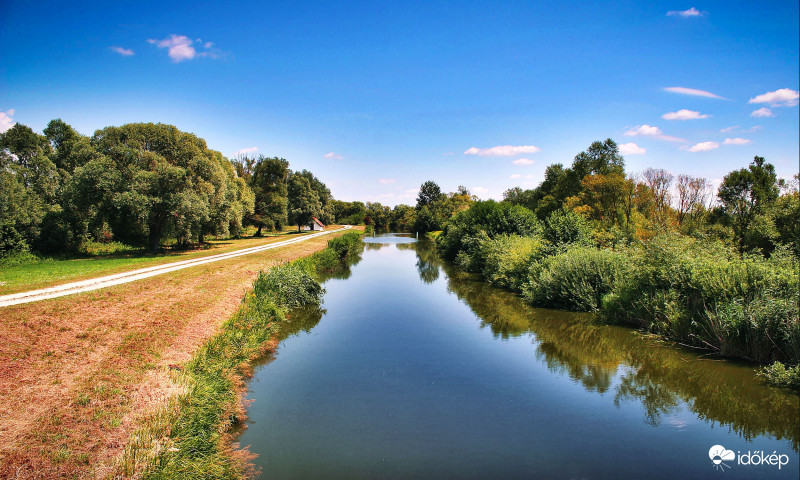 A Zala,Balatonhidvég közelében