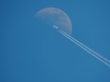 Repülő és a Hold. 2