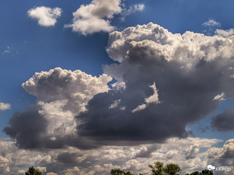 Feltörekvő gomolyok