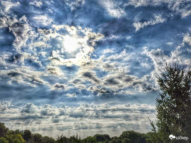 Részletgazdag égkép