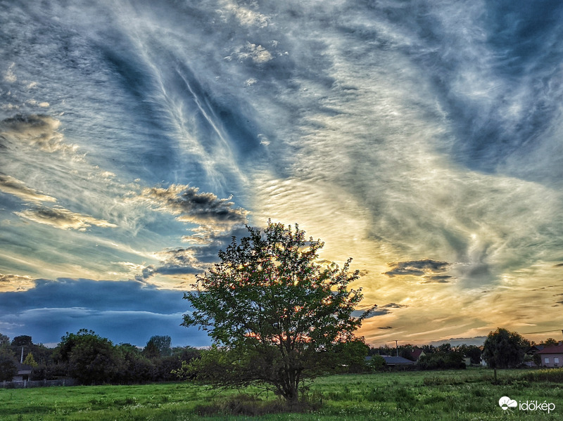 Felturbózott látvány