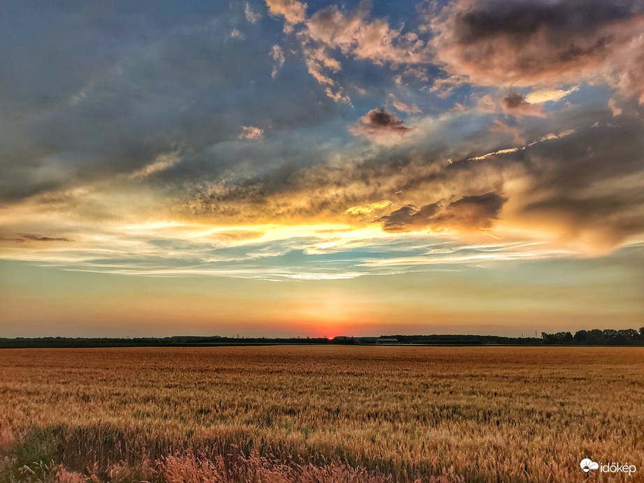 Naplemente pillanata