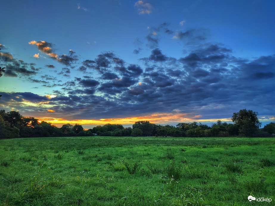 Kissé színes ébredés