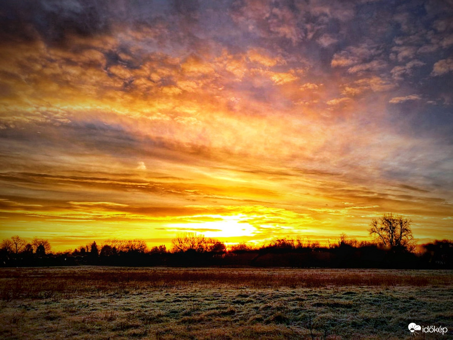 Aranyozott napindító