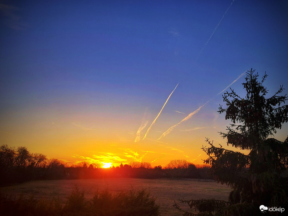 Kissé forgalmas napindító