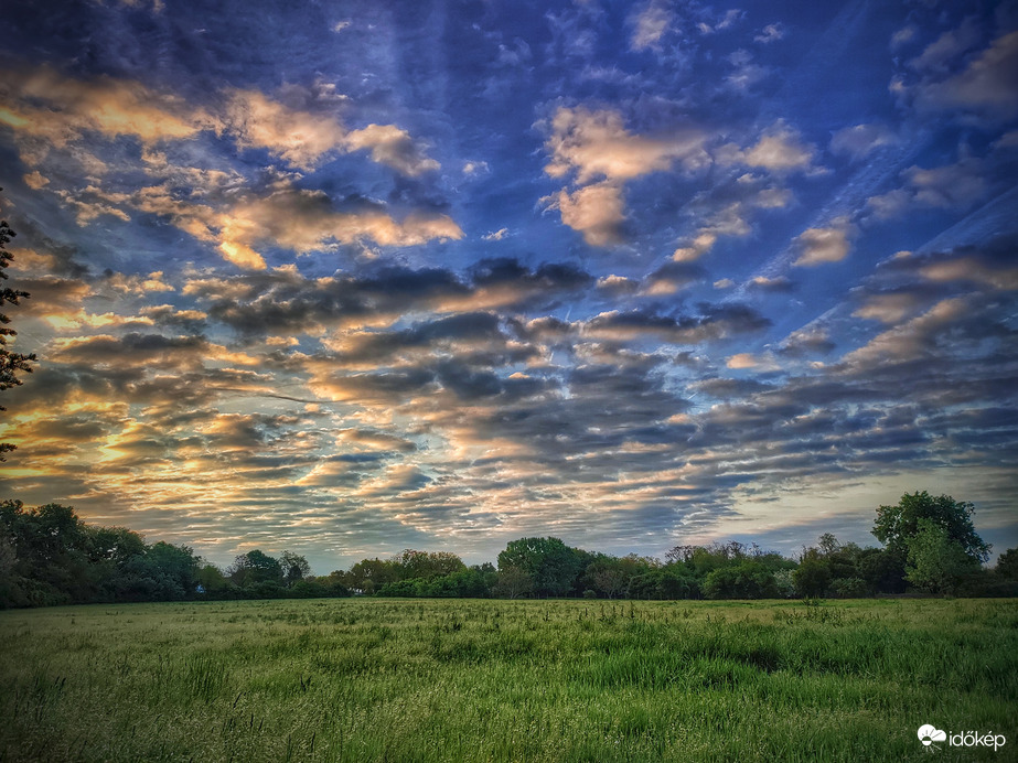 Hideg, színes májusi napindító