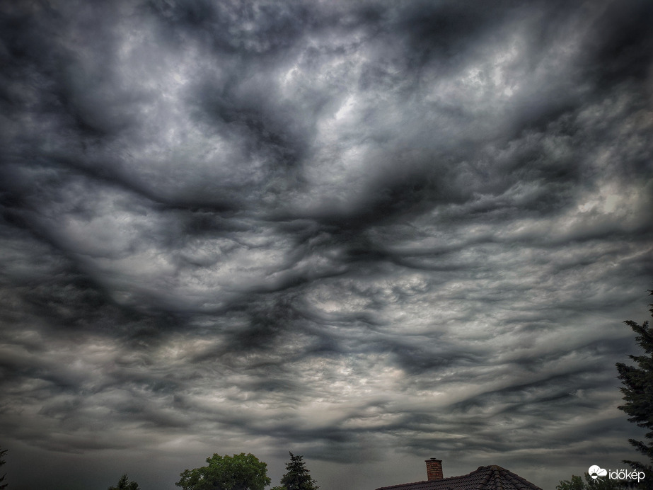 Undulatus asperatus, avagy a kevert hullámfelhők reggele