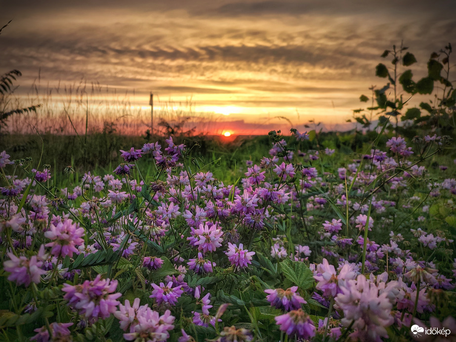 Látványos lesz az alkony :)