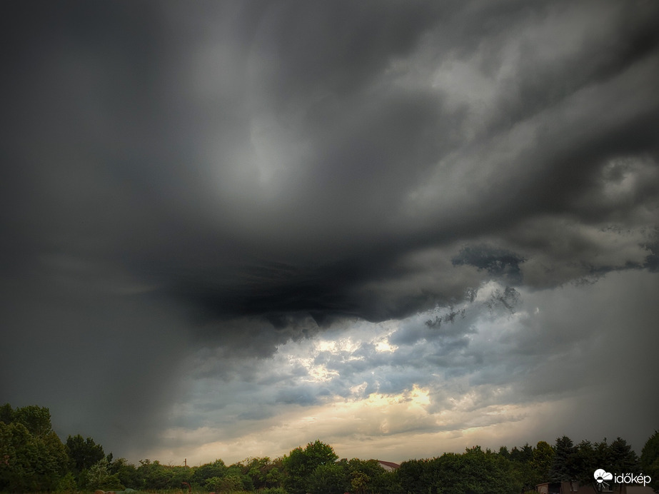 Az érkezés előtti percekben