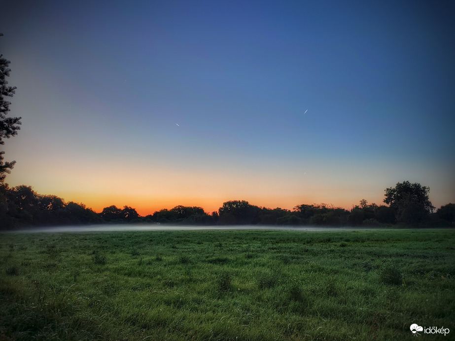 Anticiklonális pirkadatok letisztultsága