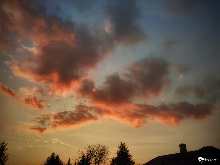 Paprikás gomolyfelhők
