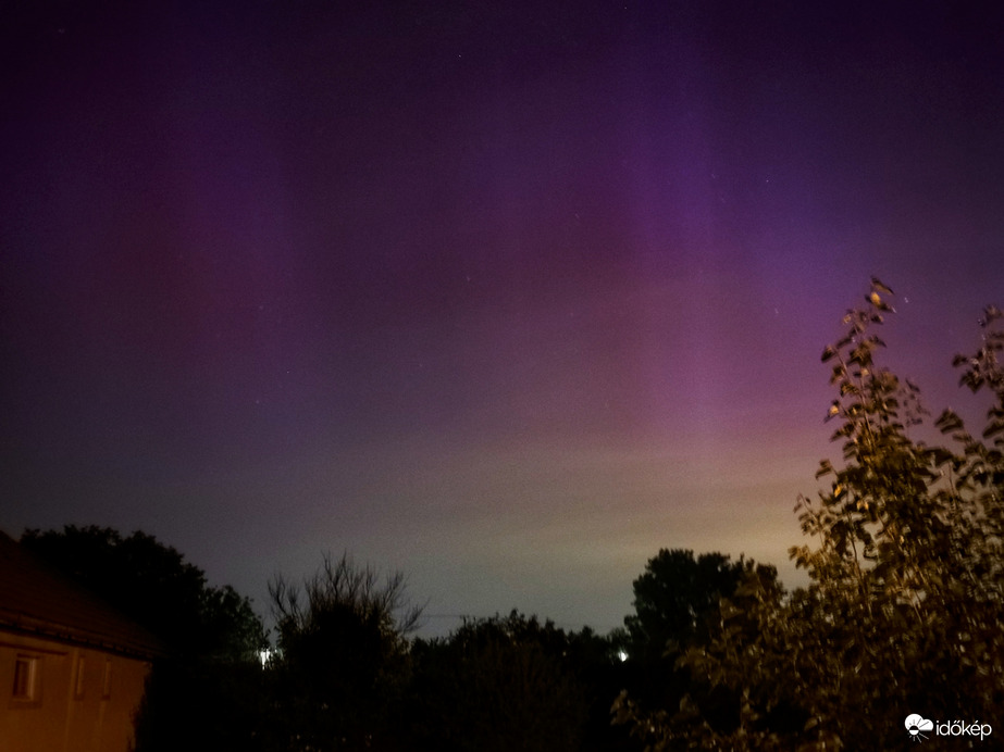 Tüneményes sarki fény