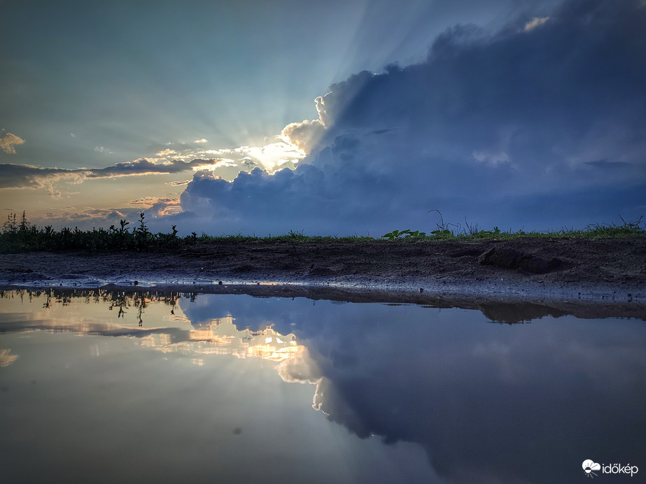 Szupercella és tükörképe