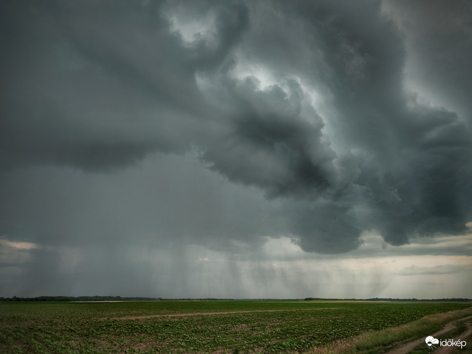 Ilyen látványért érdemes volt megázni