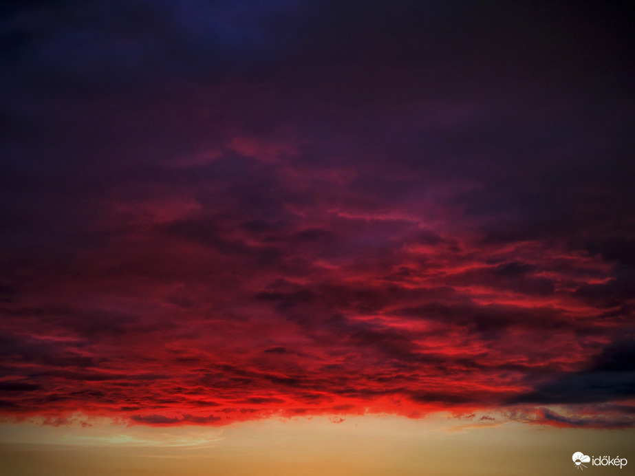 Lávaszőnyeg lett a réteges gomolyokból