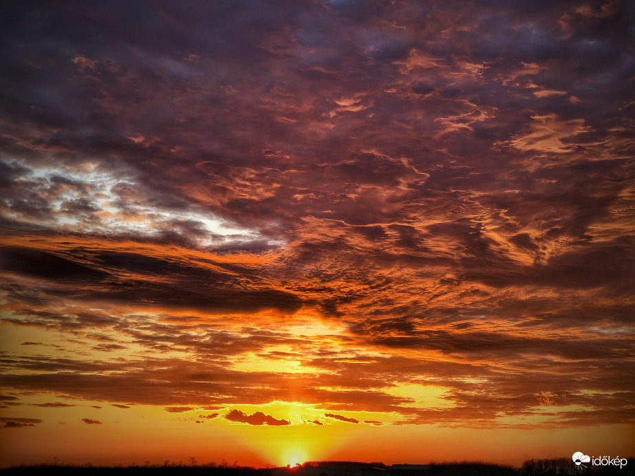 Halvány naposzlop után jött az alásütős káprázat