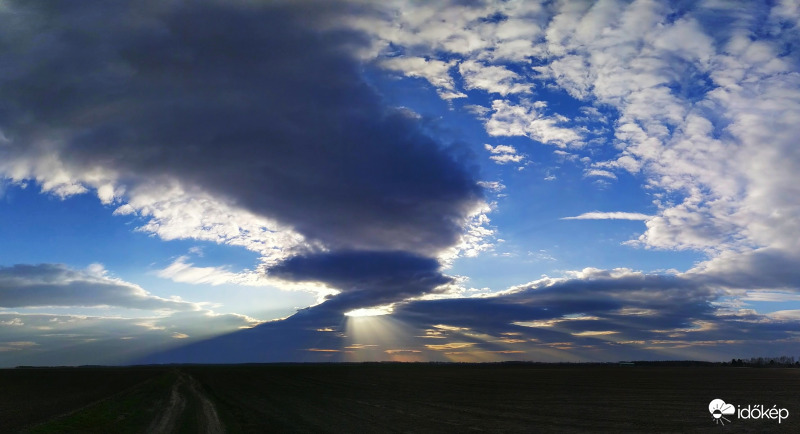 Panorámás napnyugta