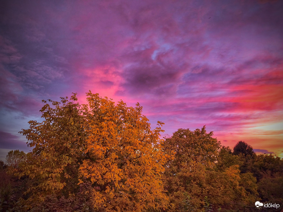 Kissé szeles októberi naplemente