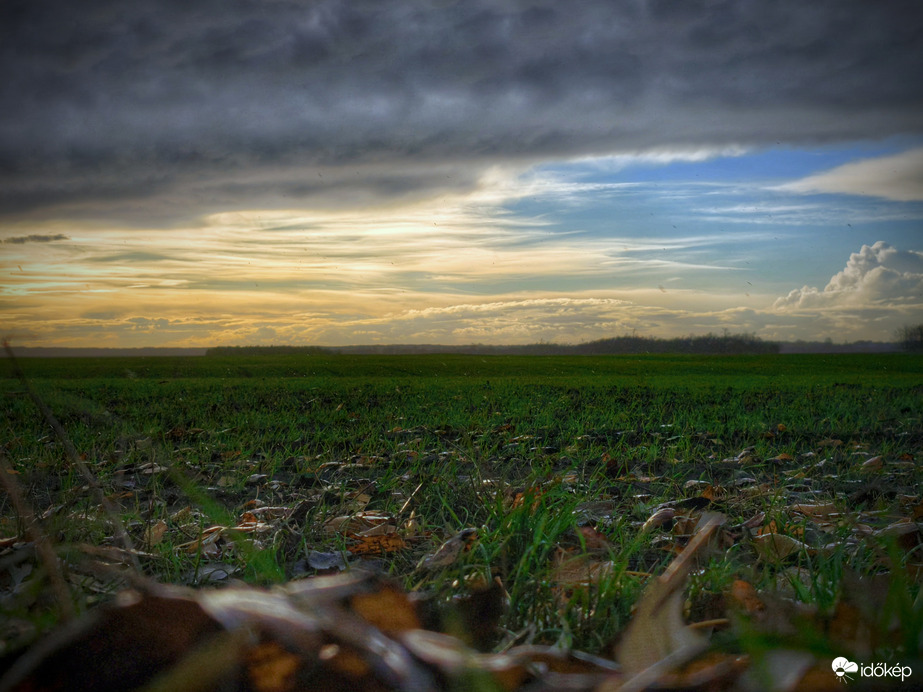 Gyorsan átvonuló záporeső