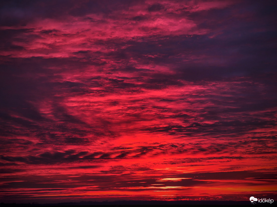 Kelvin–Helmholtz az alkonyat káprázatába szőve
