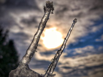 Szabadulás a jégcsapok közül