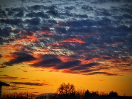 Aranyozott felhőbukták