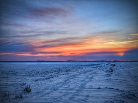 Naplemente idején a havas határon