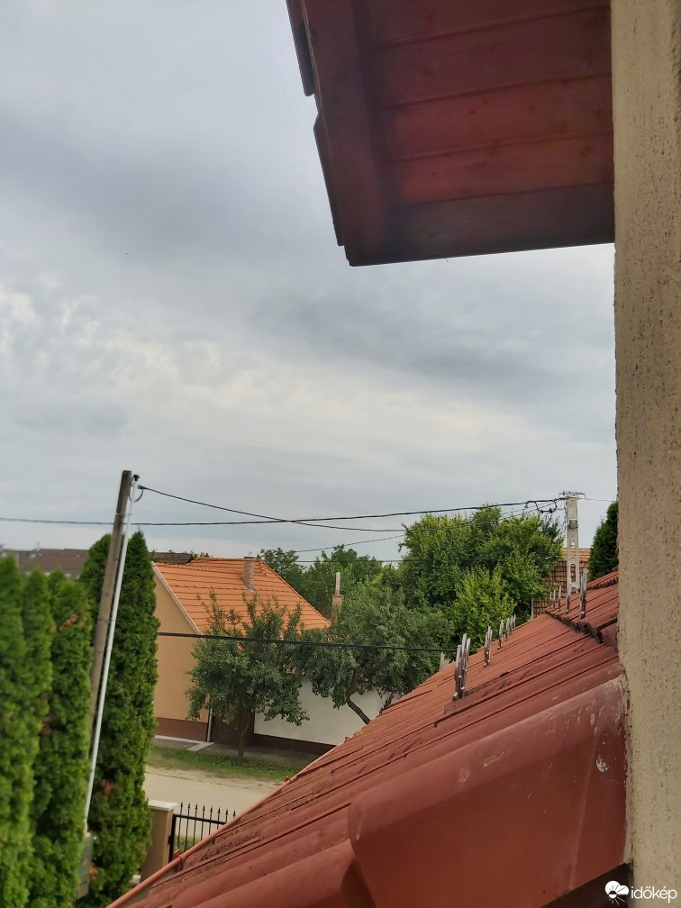 Üllő