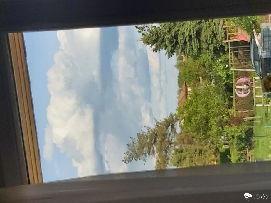 Üllő