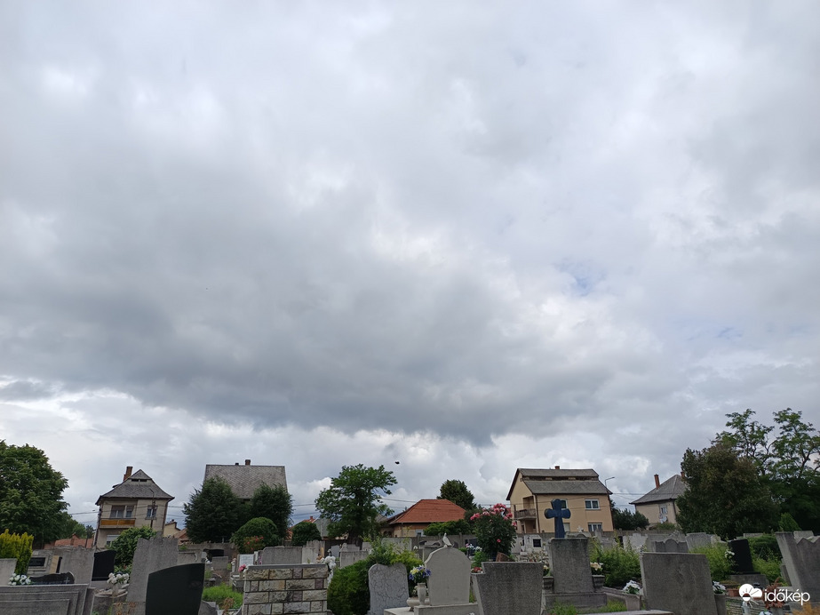Gyöngyös
