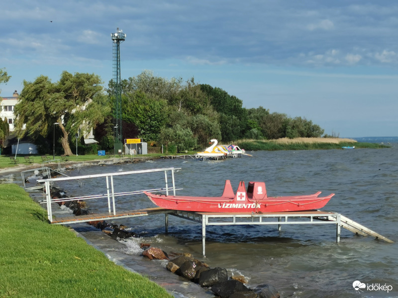 Nyári reggel Balatonmáriafürdőn 