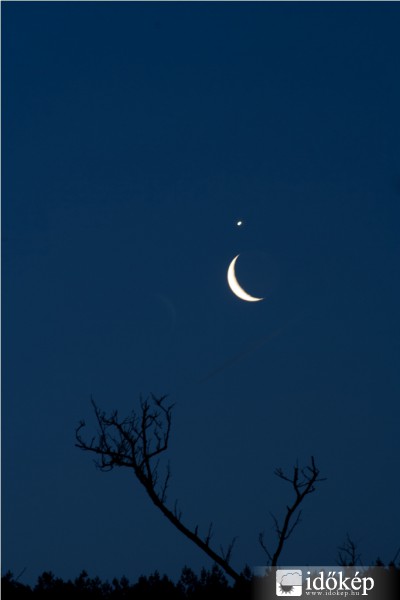 Hold és Vénusz