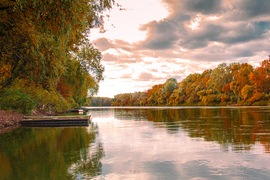 Az őszi Tisza Tiszalöknél