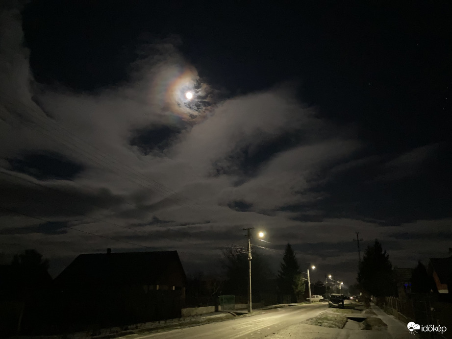 Irizáló Holdfény a Pàrciúmi Szamosdarán 