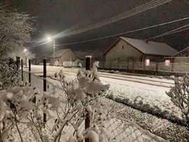 Szép kis mennyiség gyűlt itt össze a hóból pillanatok alatt Szamosdarán.