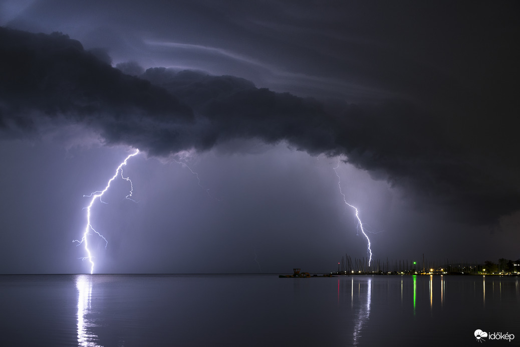 Szupercella érkezése lecsapókkal Balatonkenesére