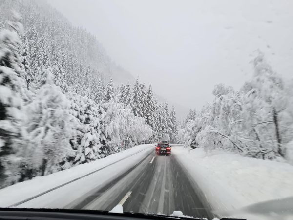 Nagy a hó az Alpokban - Fotó: Facebook/Stubaier Gletscher